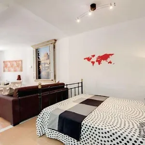 4* Aparthotel Navona Open Space